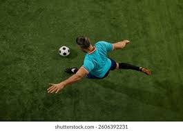 令人泪目，传奇教练波波维奇退役，邓肯、吉诺比利陪伴左右！