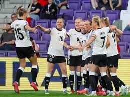 库里31分马尔卡宁空砍35+6 勇士逆转爵士