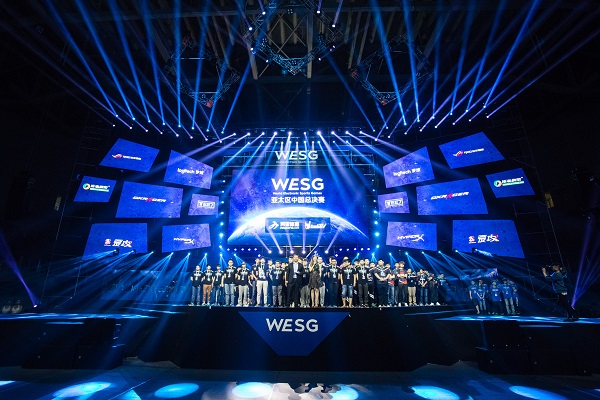 不甚起眼的 不甚起眼的